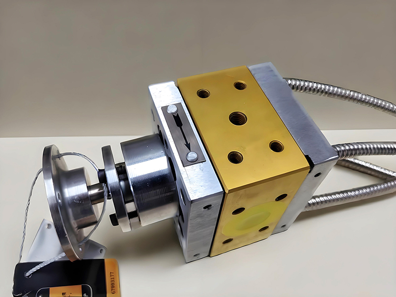 熔体计量泵维修四步要点：拆解、清洁、检测、调试